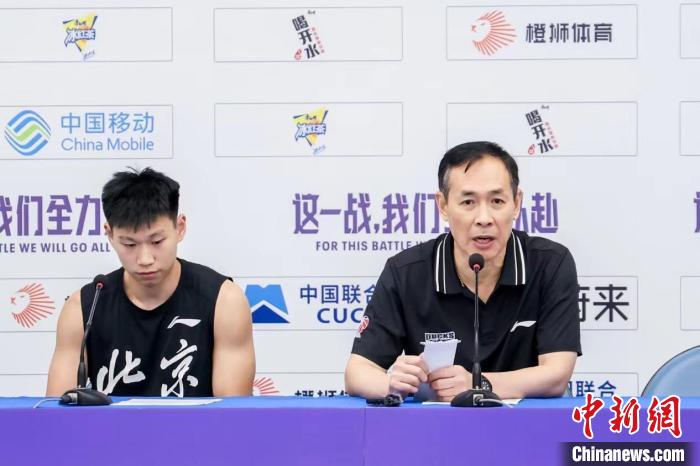 北京男篮不敌巴塞罗那 许利民剖析中外篮球差距