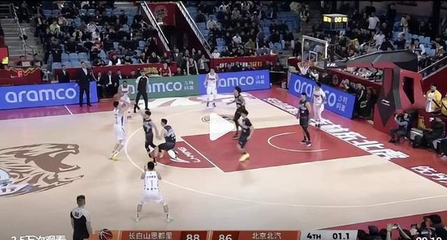 北京男篮客场遭吉林逆转 关键球失误成败因