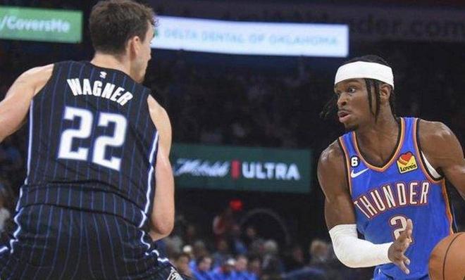 湖人逆风翻盘挺进西部第五 雷霆稳居榜首 火箭意