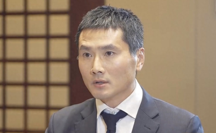 土耳其队从2002年黑马逆袭晋级世界杯边缘，国足