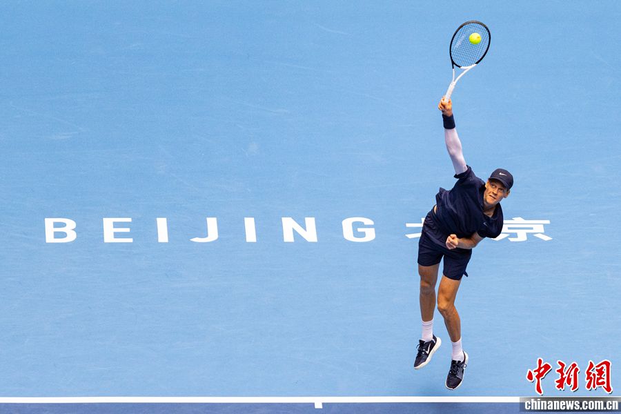 辛纳力克新星夺中网男单冠军