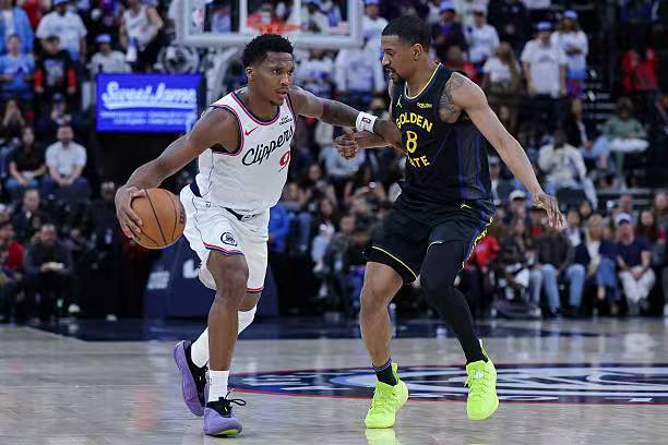 快船力克勇士终结两连败 梅尔顿低迷拖累球队