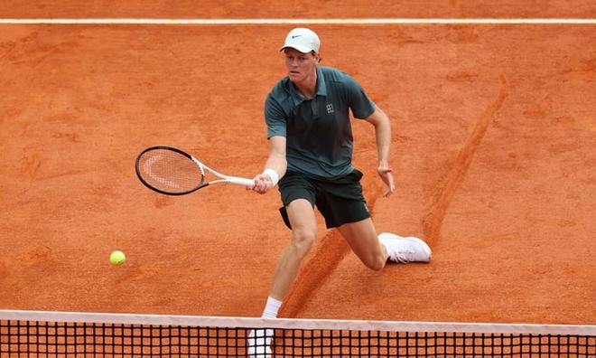 辛纳力克马哈奇晋级八强 创大师赛连胜纪录